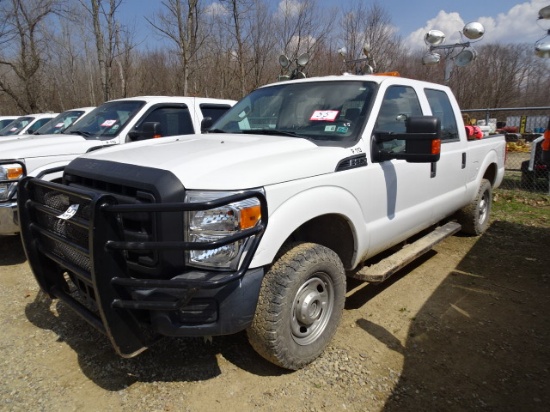 (P-113) 2014 FORD Model F-250XL Super Duty 4x4 Crew Cab Pickup Truck, VIN#