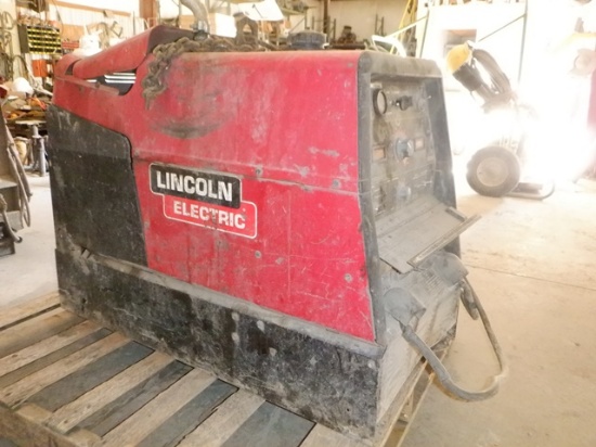 LINCOLN Ranger 305G, 300 Amp Welder/Generator, s/n U1080409497 (1,485 Hours