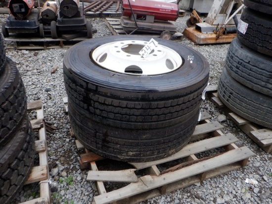(6) UNUSED 275/70R22.5 Tires and Rims (One Re-Capped)