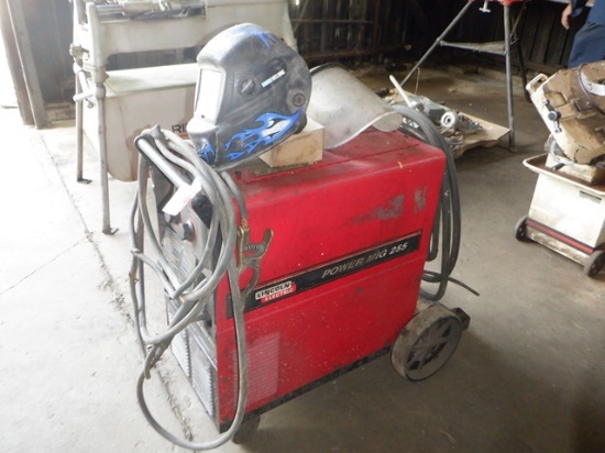 LINCOLN Power Mig 225 Portable Mig Welder