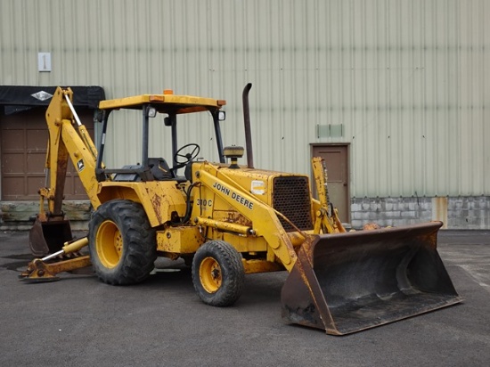 (Unit# 10-102) 1990 JOHN DEERE Model 310C Tractor Loader Backhoe, s/n 76406