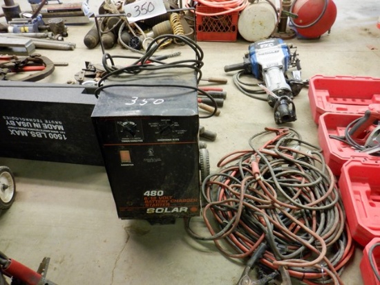 SOLAR 6/12 Volt Battery Charger and Jumper Cables