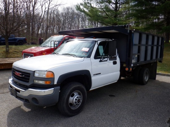 2007 GMC Model 3500 Dump Truck, VIN# 1GDJC34U47E131144, powered by Vortec 6