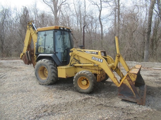 1997 JOHN DEERE Model 310SE, 4x4 Tractor Loader Extend-A-Hoe, s/n 837483, p