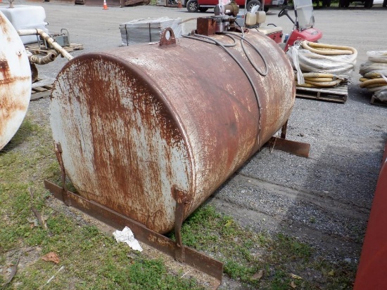 500 Gallon Fuel Tank, with 12 volt electric pump