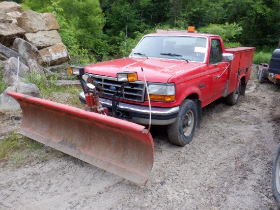 1997 FORD Model F-250 Heavy Duty, 4x4 Utility Truck, VIN# 1FTHF26F4VEC13925, powered by Power Stroke