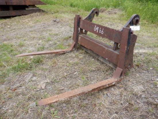 48" Fork Attachment (Volvo L70)