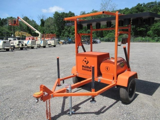 1995 DIETZ Model D2000 Portable Arrow Board, s/n 138, powered by Kubota EL300-E diesel engine,