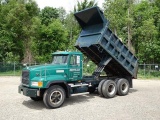 1999 MACK Model CL713 Tandem Axle Dump Truck, VIN# 1M2AD62C5XW007452, powered by Mack E7-460, 460HP