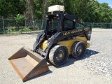 1996 NEW HOLLAND Model LX885 Skid Steer Loader, s/n 898604, powered by New Holland diesel engine and