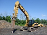 2006 CATERPILLAR Model 330DL Hydraulic Excavator, s/n MWP00933, powered by Cat C-9 diesel engine,