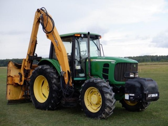 2010 JOHN DEERE Model 7130, 4x4 Utility/Boom Mower Tractor, s/n L07130H655582, powered by JD 4045