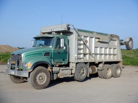 2004 MACK Model CV713 Granite 10x4 Dump Truck, VIN# 1M2AG10CX4M013929, powered by Mack AI, 460HP