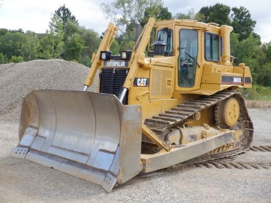 1994 CATERPILLAR Model D6HXL Crawler Tractor, s/n 9KJ00781, powered by Cat 3306 diesel engine and