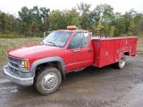 2000 CHEVROLET Model 3500HD Utility Truck, VIN# 1GBKC34J4YF441891, powered by Vortec 7.4L gas engine