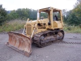 1985 CATERPILLAR Model D4E Crawler Tractor, s/n 51X01273, powered by Cat 3304 diesel engine and