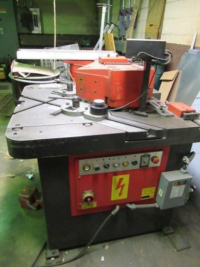 1989 AMADA Model CSHW-220 Hydraulic Combination Notcher/Coper, s/n 22000814, digital fence system,