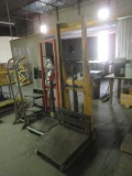 Material Hoist, manual jack