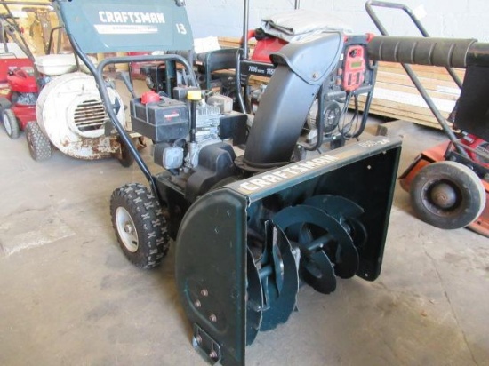 CRAFTSMAN 24", 2-Stage Snow Blower, Tecumseh gas, electric start (Yard 2)