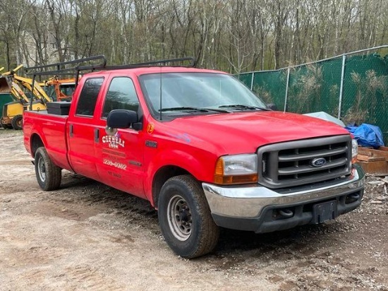2000 FORD Model F-350XL Super Duty Crew Cab Pickup Truck, VIN# 3FTSW30F9YMA41264, powered by