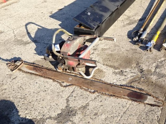 MALL Vintage 2-Man Chain Saw, 60" bar (Not Running)