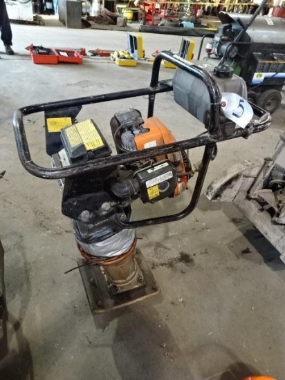 MQ MT-70H Foot Compactor (Broken Boot - Has New Boot)
