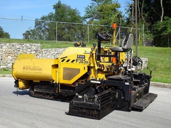 2019 WEILER Model P385B Crawler Asphalt Paver, s/n 1W90P385HJB002701, powered by Cat C3.4B, 100HP