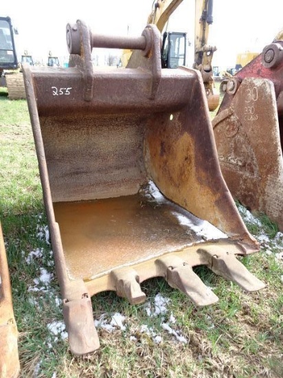 ESCO 52" Digging Bucket (328D/336E) (Missing 1 Shank and 2 Teeth) (AE-304) (Derry Lane -