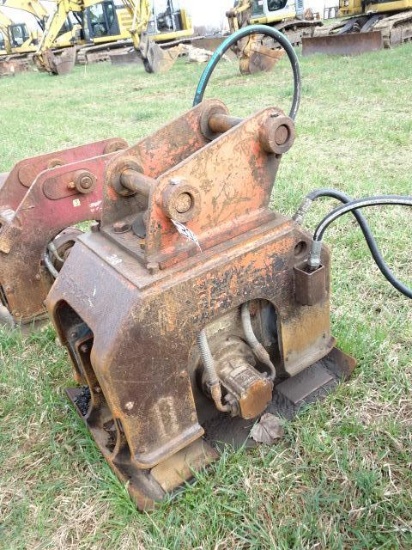 NPK C6-B Plate Compactor, s/n 08477 (PC120/PC128/314C/314D/314E/ED150) (AT-102) (Derry Lane -