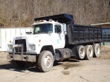 1990 MACK Model RD690S Tri-Axle Dump Truck, VIN# 1M2P264C4LM006425, powered by Mack E7-300 diesel