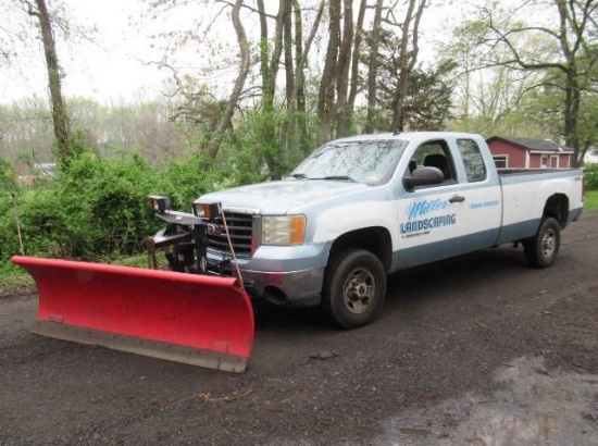 2008 GMC Model 2500HD, 4x4 Extended Cab Pickup Truck, VIN# 1GTHK29K98E121654, powered by Vortec 6.0L