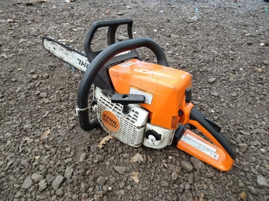 STIHL MS250 Chain Saw