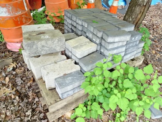 Paving Blocks and Lumber (BUYER MUST LOAD)