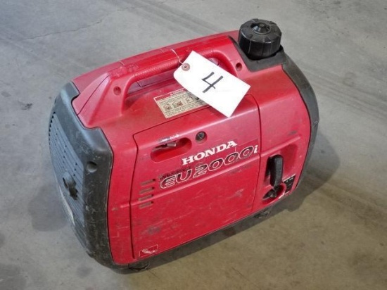 HONDA EU2000i Gas Powered Generator