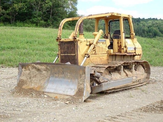 1984 KOMATSU Model D65E-8 Crawler Tractor, s/n 45230, powered by Komatsu 6 cylinder diesel engine