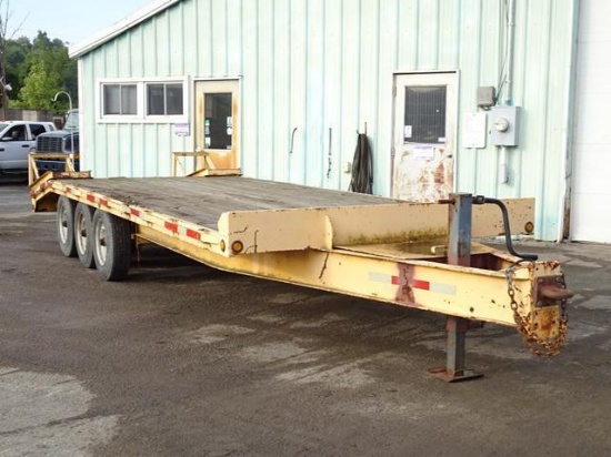 1998 WINSTON Model AP30622EC, 9 Ton Deck Over Tri-Axle Tag-A-Long Trailer, VIN# 1W9AP2230WH202261,