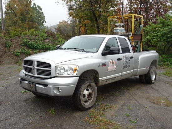 2007 RAM Model 3500HD, 4x4 Crew Cab Pickup Truck, VIN# 3D7MX48C07G713818, powered by Cummins diesel