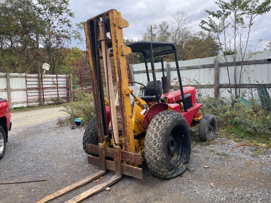 JOHN DEERE Model 5K1D, 5,000# Rough Terrain Forklift, s/n 132484, powered by 4 cylinder gas engine