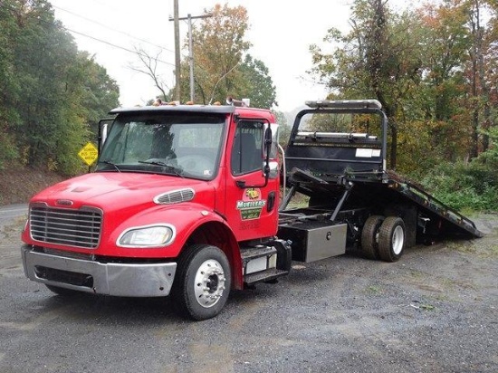 2015 FREIGHTLINER Single Axle Rollback Truck, VIN# 1FVACWDT0FHGE5764, powered by Cummins 6 cylinder