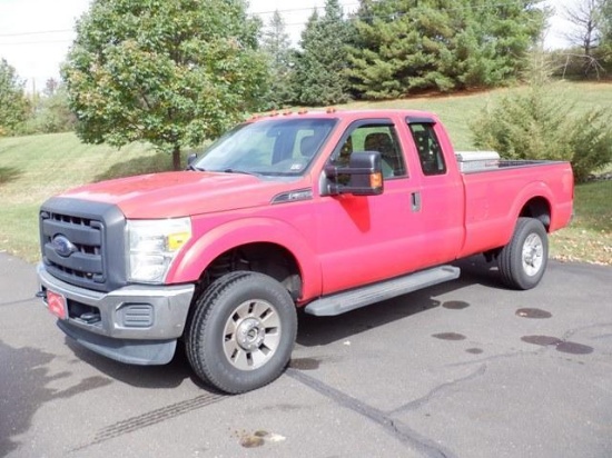 2016 FORD Model F-350 XL Super Duty 4x4 Extended Cab Pickup Truck, VIN# 1FT8X3B61GEA07859, powered