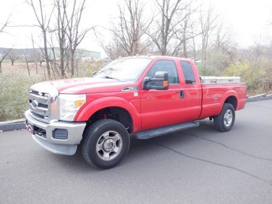 2014 FORD Model F-350 XLT SD, 4x4 Extended Cab Pickup Truck, VIN# 1FT8X3B68EEA06673, powered by 6.2L