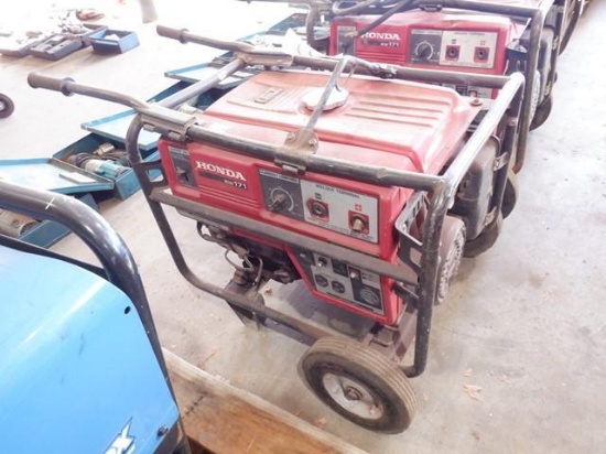 HONDA EW171 Gas Powered Welder Generator (No Leads - Running and Makes Power)
