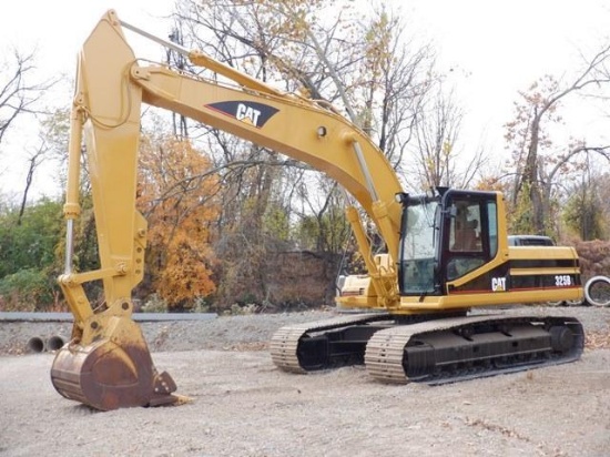 1997 CATERPILLAR Model 325BL Hydraulic Excavator, s/n 2JR00855, powered by Cat 3116 diesel engine