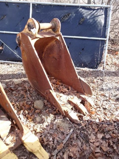 26" Digging Bucket (Cat 321)