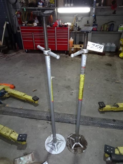 (2) Stinger Under Hoist Stands