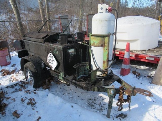 REEVES Single Axle Tar Kettle, equipped with propane bottle, propane heat and 185/75R14 tires. In