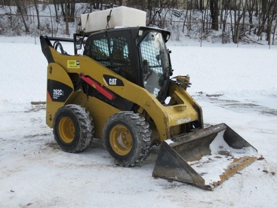2013 CATERPILLAR Model 262C2 Skid Steer Loader, s/n TMW01677, powered by Cat diesel engine and 2