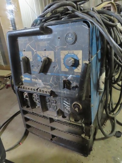 MILLER Bobcat 225 Welder Generator, s/n LF198604, Kohler gas, with leads (Meter Reads 1,612 Hours)