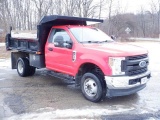 2019 FORD Model F-350XL, 4x4 Single Axle Dump Truck, VIN# 1FDRF3H63KEC52164, powered by 6.2L, V-8