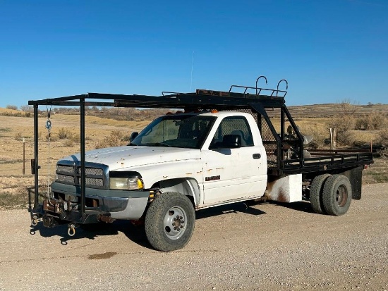 2001 DODGE Model 3500, 4x4 Flatbed Truck, VIN# 3B6MF36601M560181, powered by Cummins diesel engine
